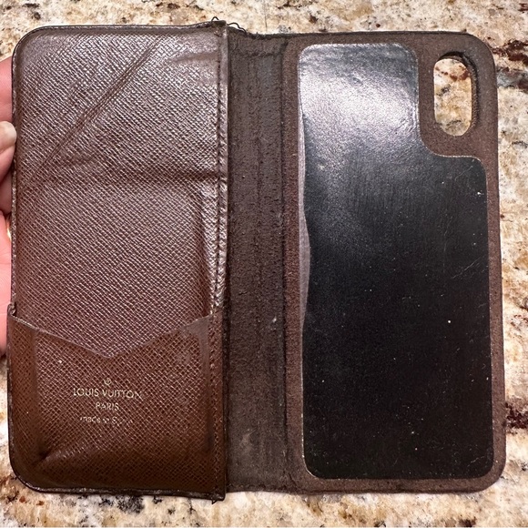 2 Louis Vuitton X iPhone Folio Cases - Picture 4 of 13